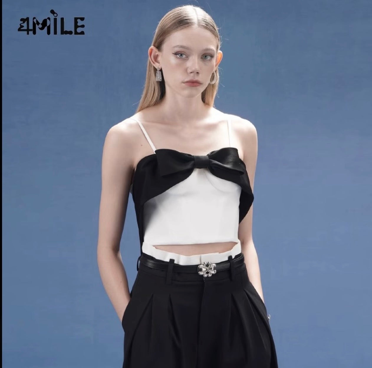 4MILE春夏新款立体大蝴蝶结抹胸黑白撞色设计感露肩小众短款上衣