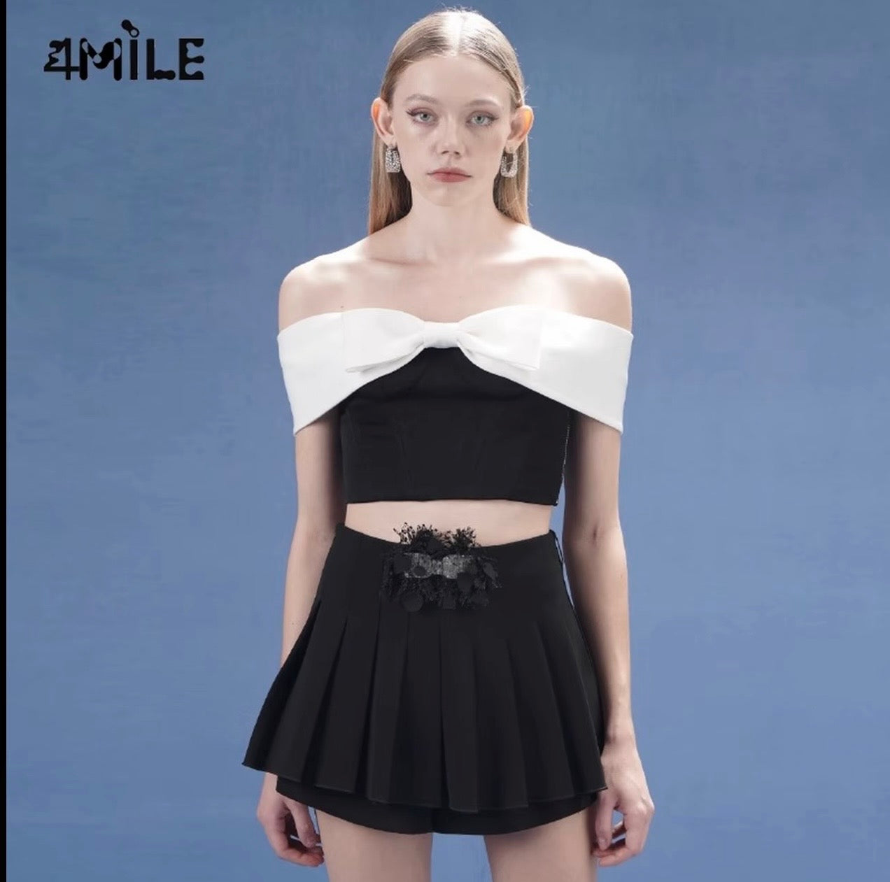 4MILE春夏新款立体大蝴蝶结抹胸黑白撞色设计感露肩小众短款上衣