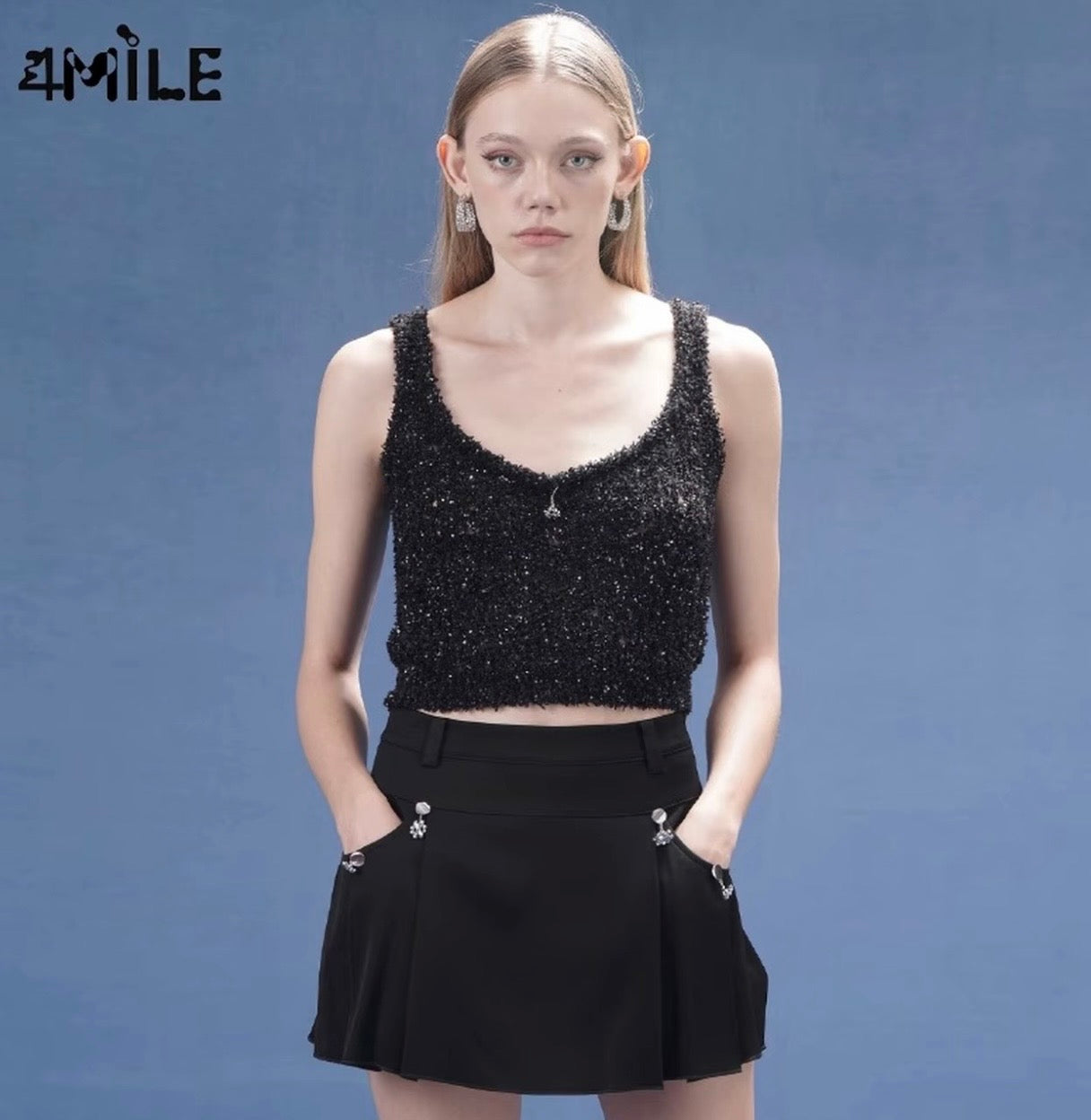 4MILE Spring/Summer New Sparkling Sequined Starry Sky Knitted Vest, Can Be Worn Outerwear, Stylish U-Neck, Slim Fit Base Layer
