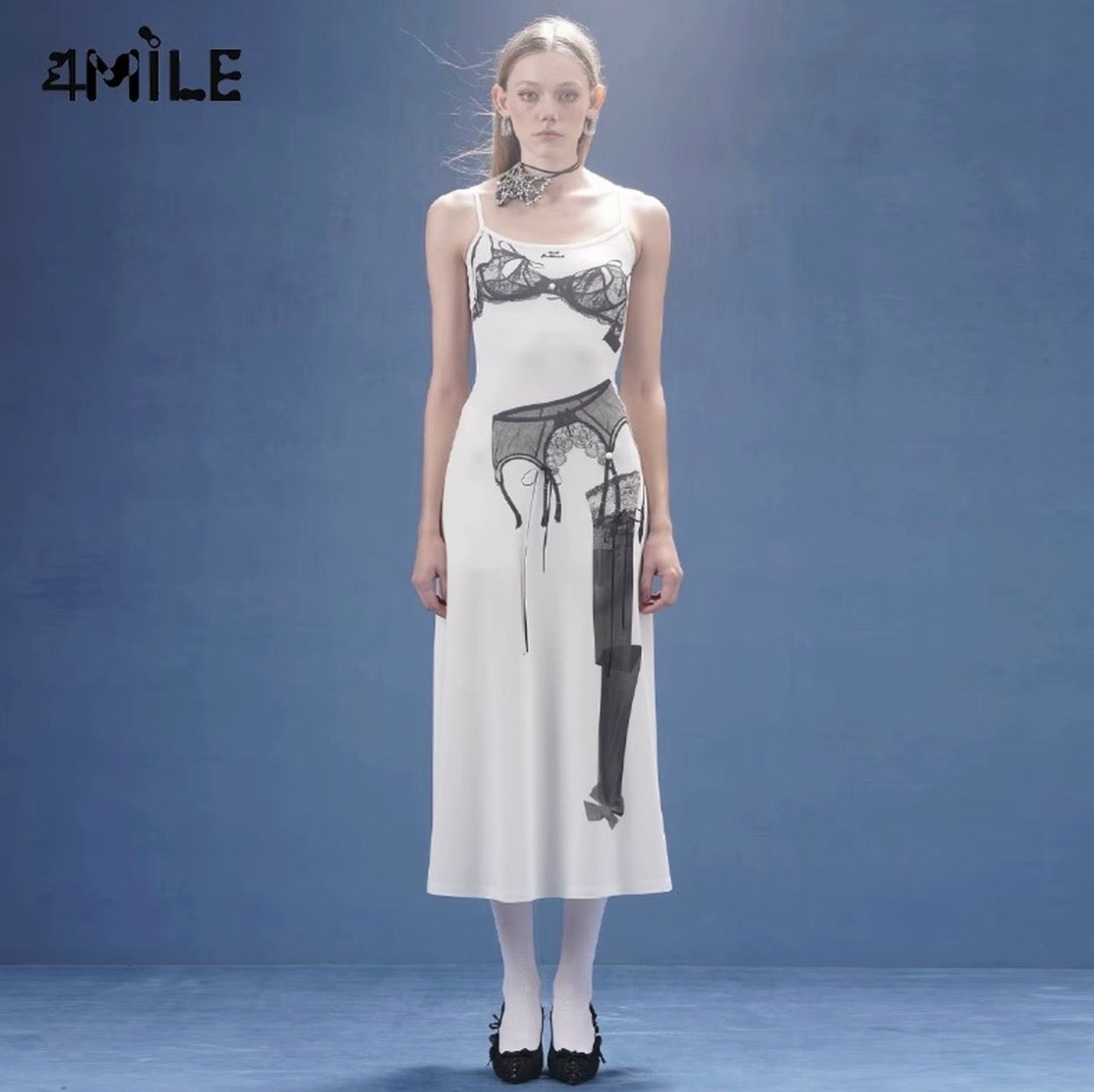 4MILE 2024 Spring/Summer New Lace Sexy Print Slim Fit Spaghetti Strap Long Dress - Stylish Design, Waist-cinching, Slimming, Hot Girl Style