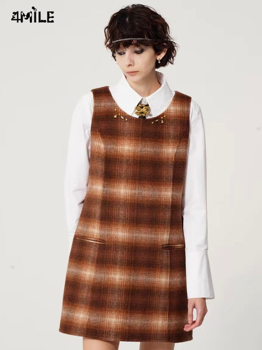 4MILE Japanese-style retro plaid rhinestone beaded wool vest dress, round neck, sleeveless, autumn and winter dress