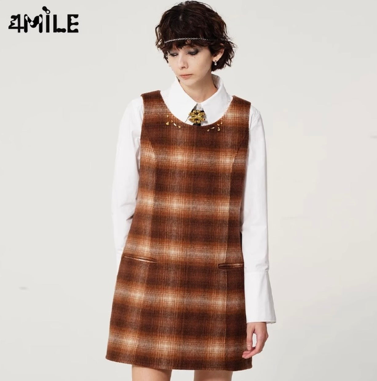 4MILE日系学院复古格子钻饰钉珠毛呢背心裙圆领无袖秋冬连衣裙
