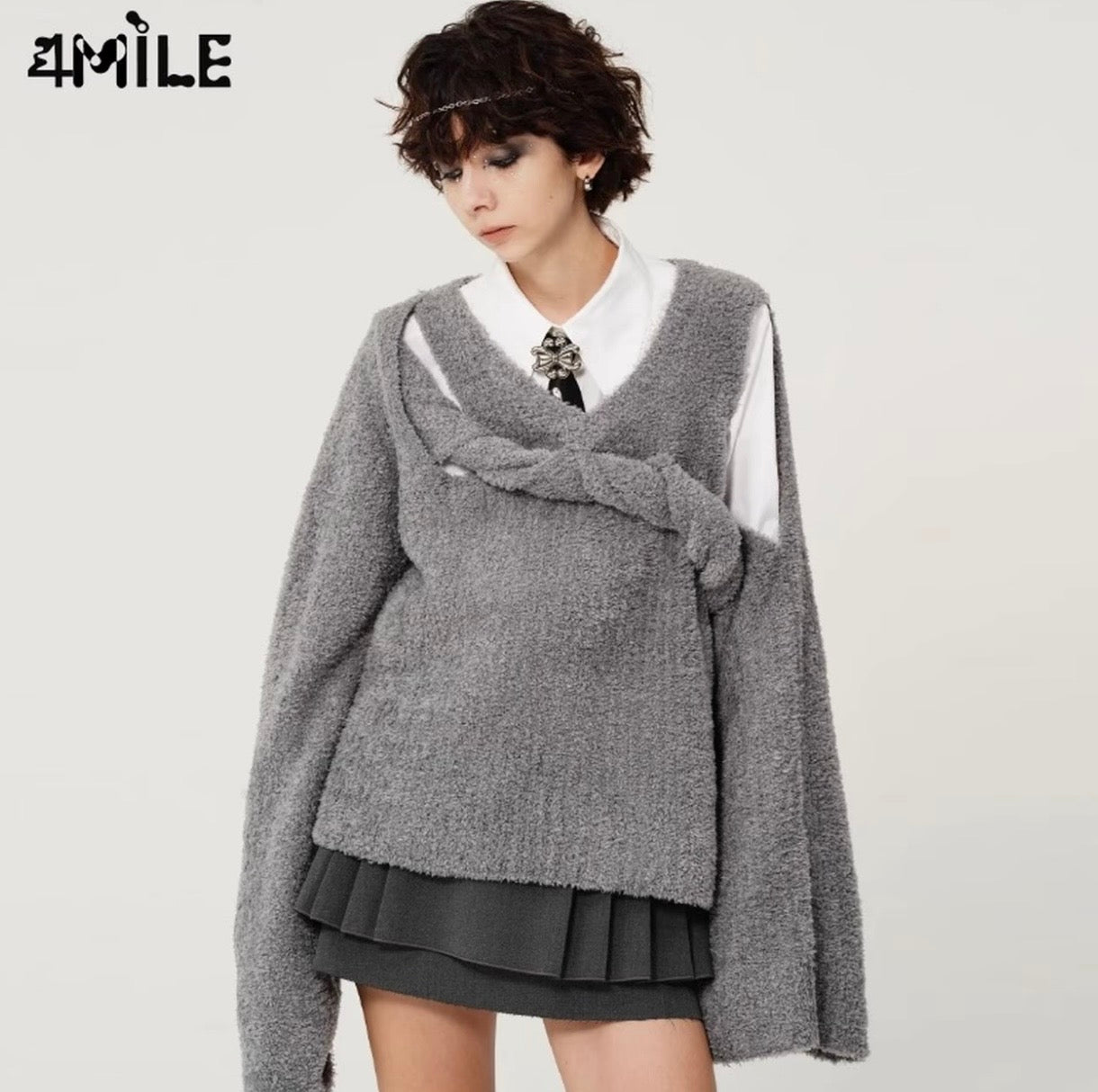4MILE秋冬高级感灰色解构主义套头毛衫原创V领喇叭袖针织衫