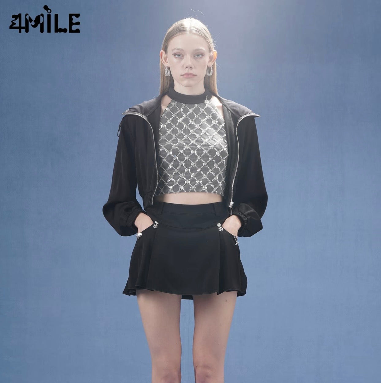 4MILE春夏新款黑色后背镂空连帽上衣螺纹下摆休闲短款长袖女外套