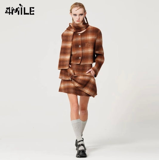 4MILE Autumn/Winter Designer Retro Plaid Scarf Woolen Short Coat Round Neck Long Sleeve Yadan College Style